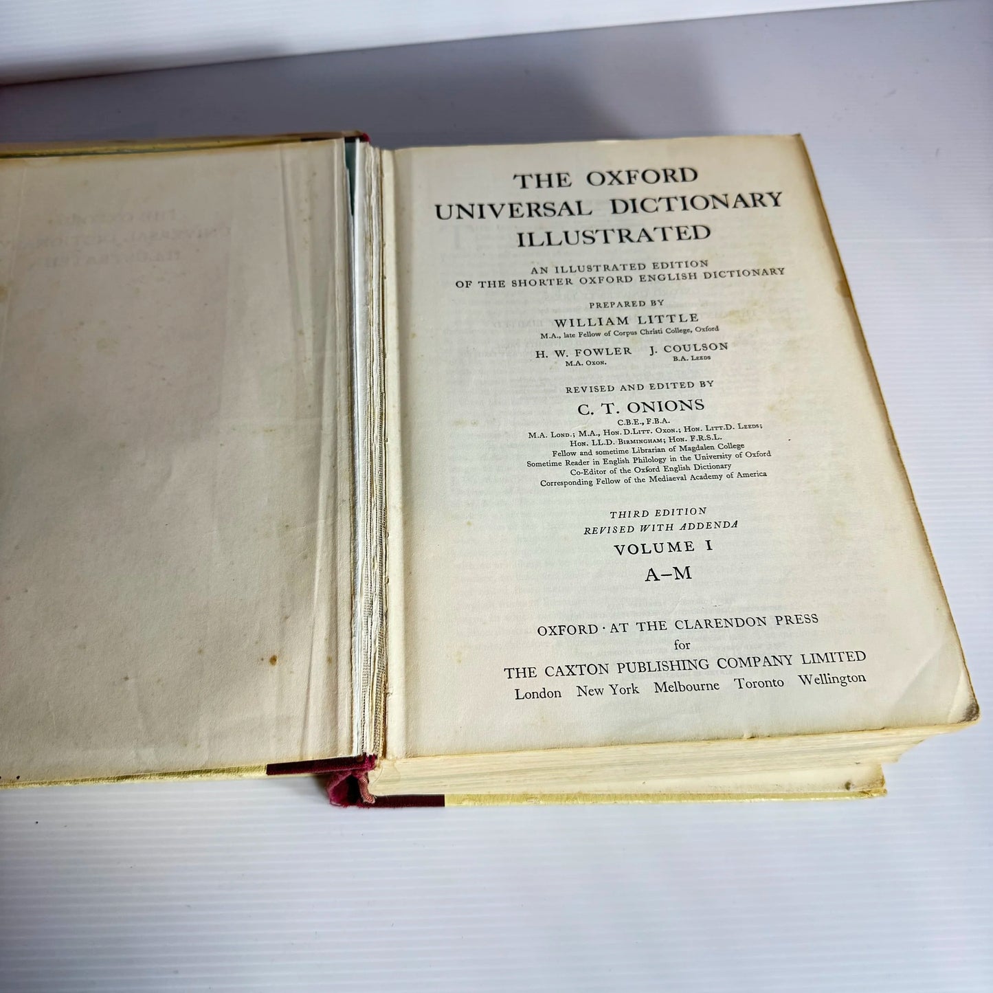 The Oxford University Dictionary Illustrated book Bundle : Volumes 1 & 2 (Vintage 1965)