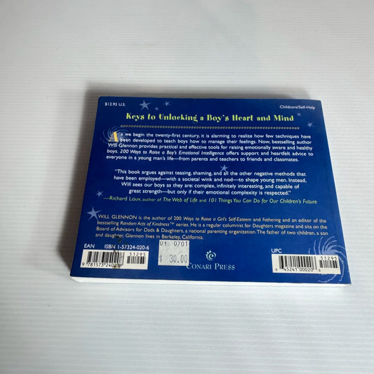 200 Ways to Raise a Boy's Emotional Intelligence - Will Glenndon