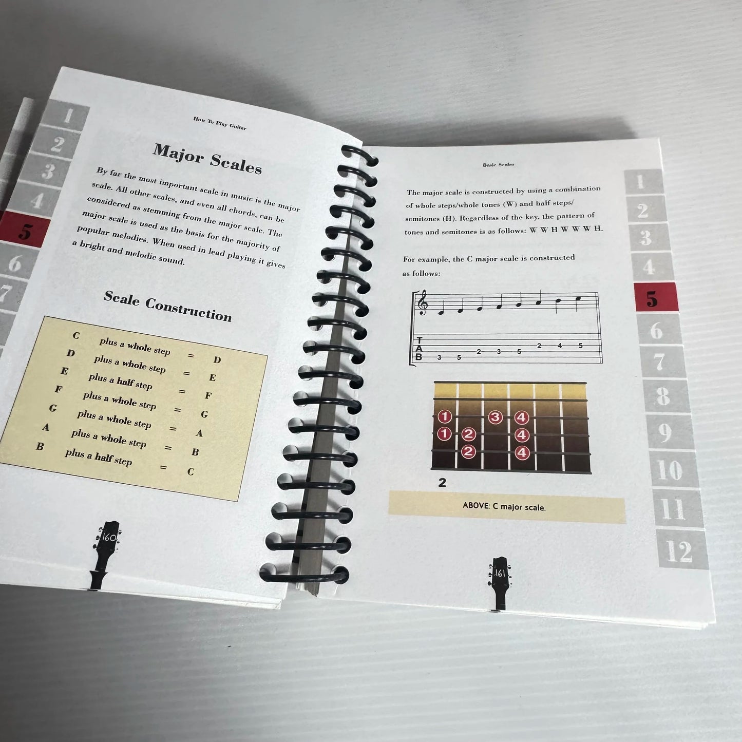 How To Play Guitar : Easy To Read, Easy To Play Basics, Styles & Techniques - Tony Skinner & Alan Brown