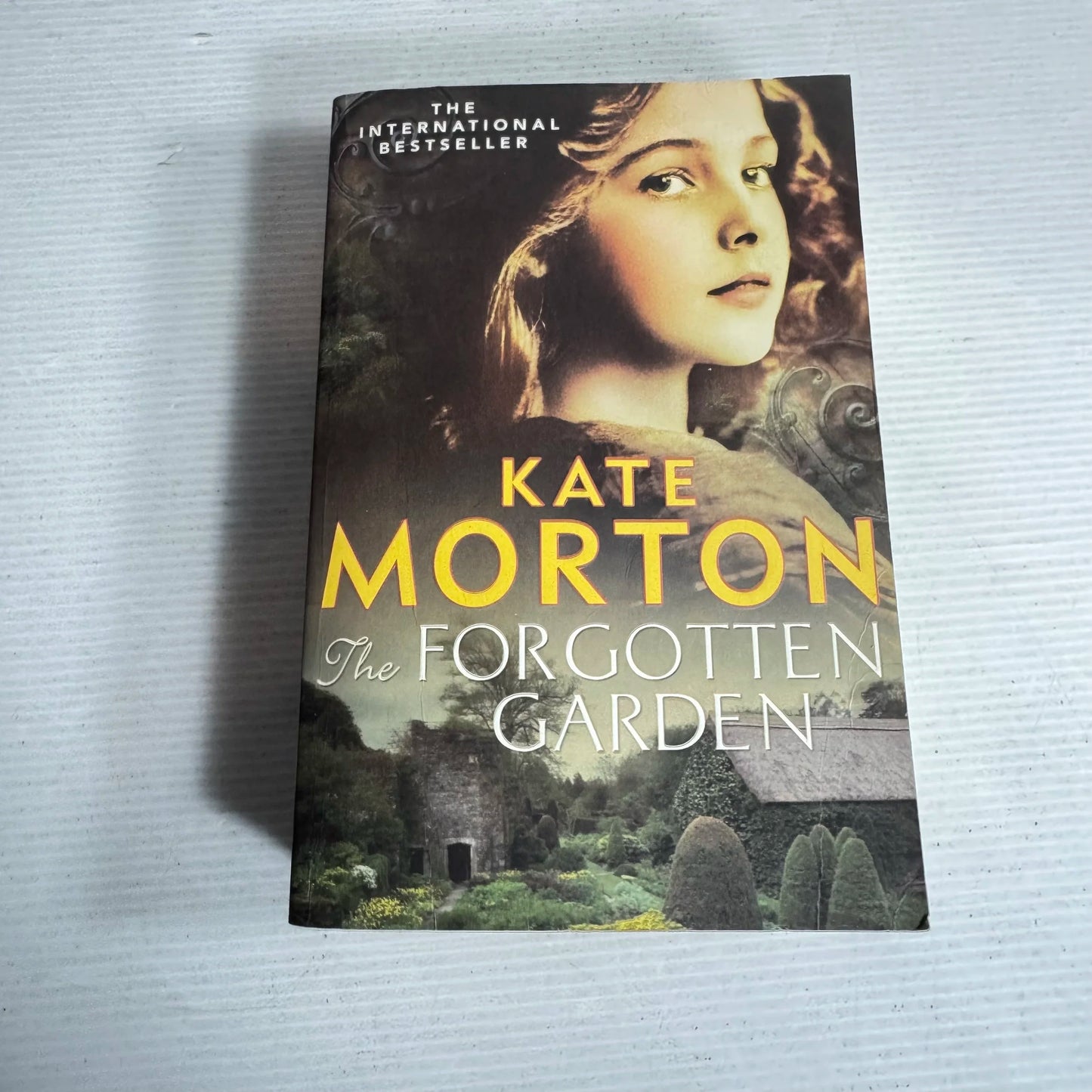 The Forgotten Garden - Kate Morton