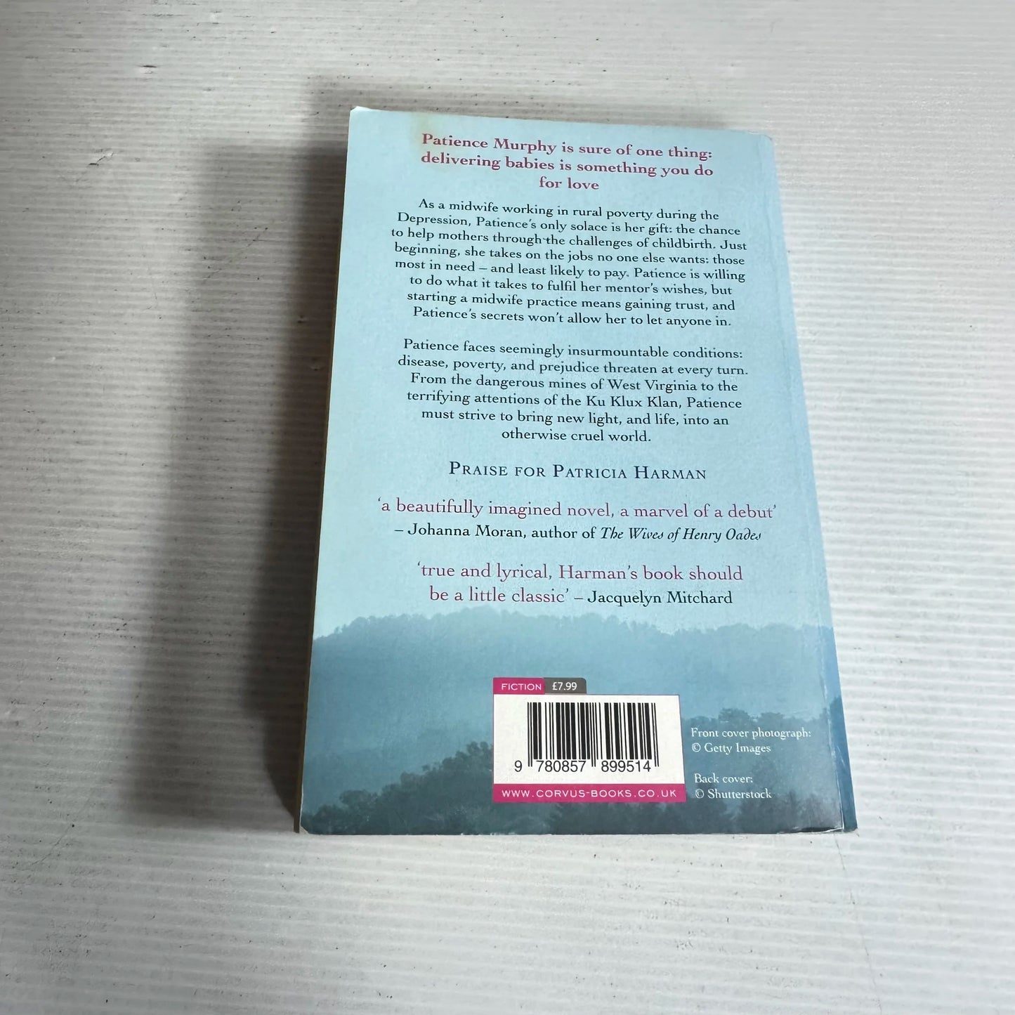 The Midwife of Hope River - Patrician Harman