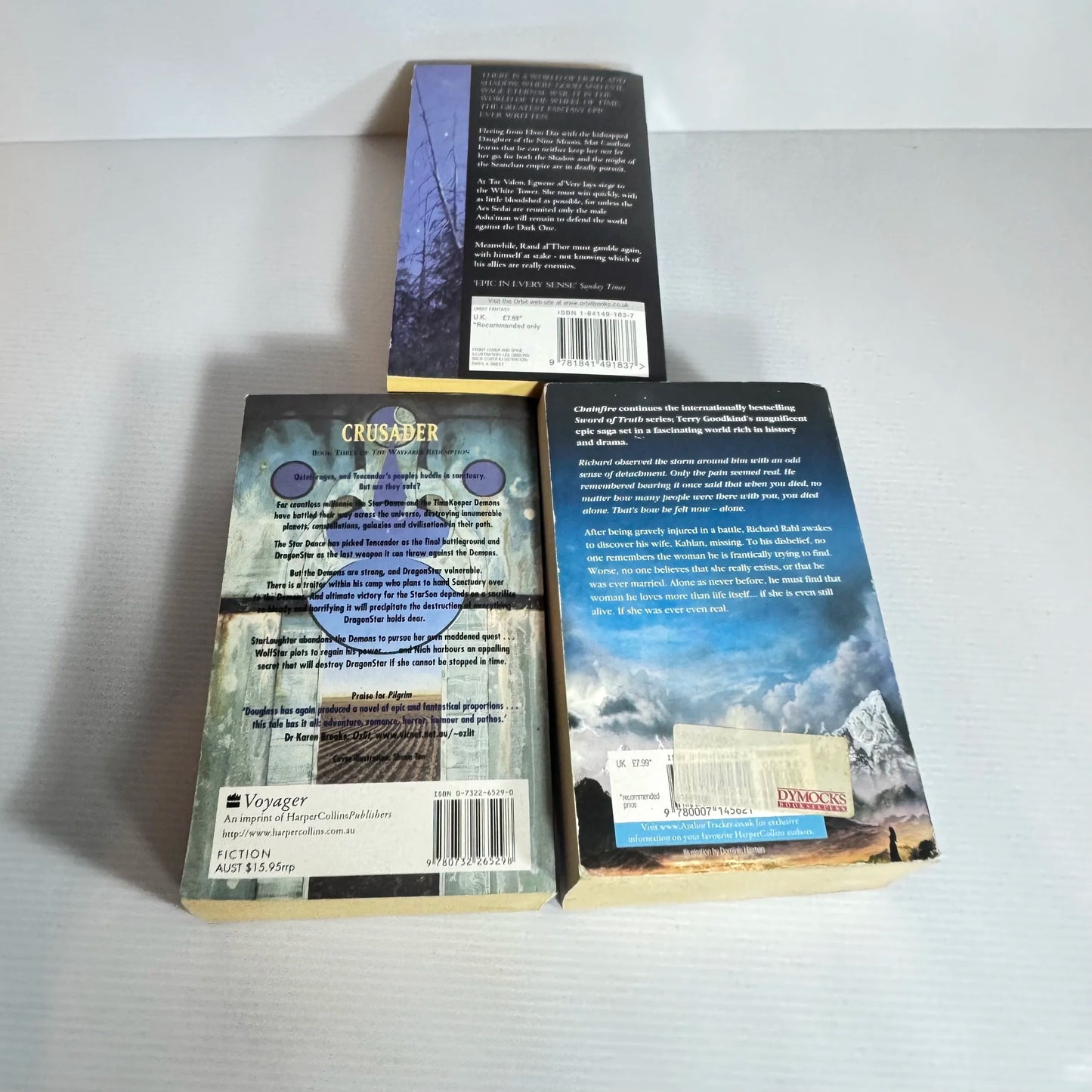 Fantasy Book Bundle x 3 Books : Crossroads of Twilight - Robert Jordan, Crusader - Sara Douglass, Chainfire - Terry Goodkind (2065)