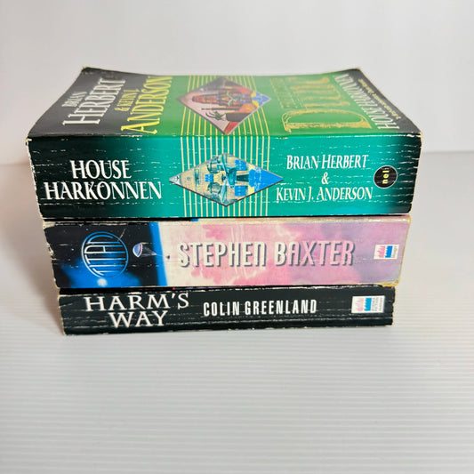 Science Fiction/Fantasy Book Bundle x 3 Books Various Authors (2037)