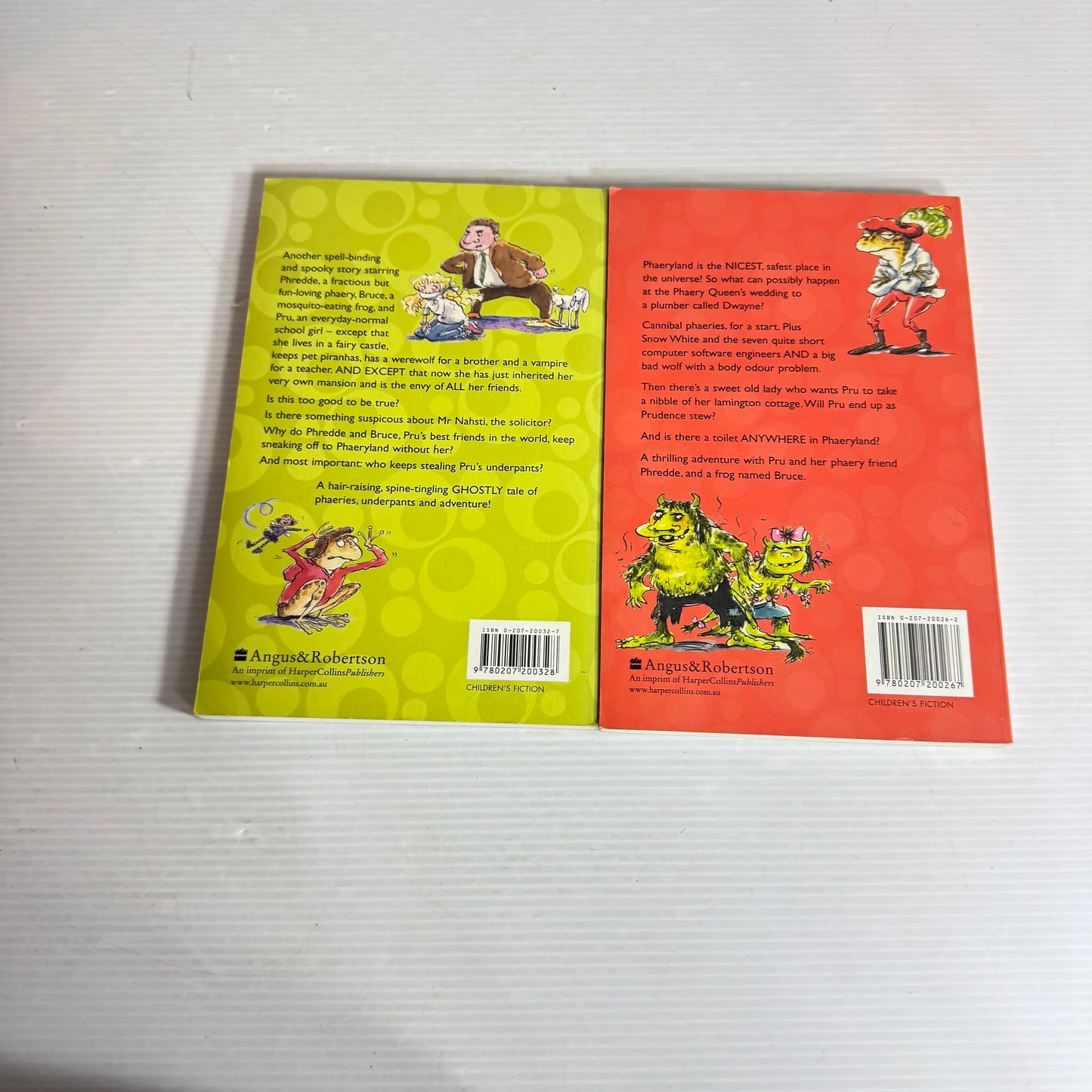 Jackie French Book Bundle x 2 - Phredde and the Temple of Gloom & Phredde and the Ghostly Underpants