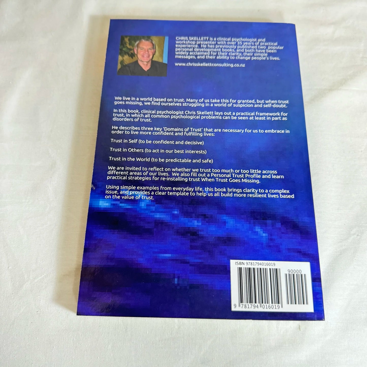 When Trust Goes Missing - Chris Skellett