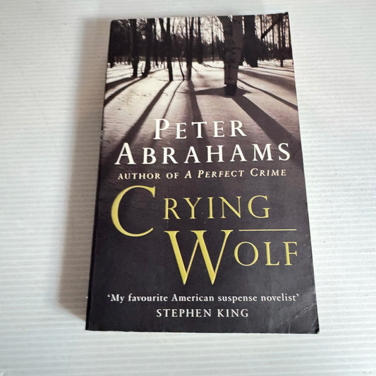 Crying Wolf - Peter Abrahams