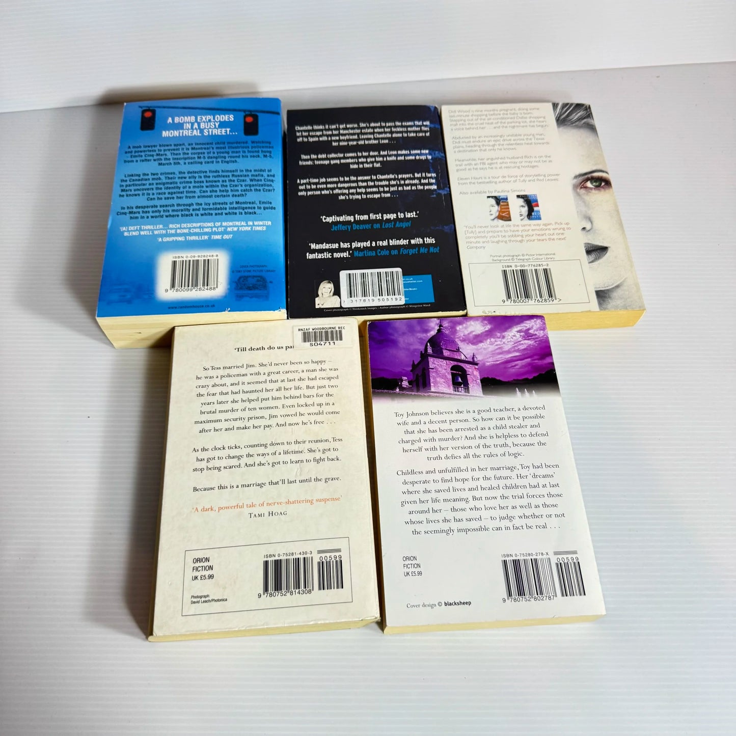 Crime/Suspense Book Bundle x 4 Books : Various Authors (2061)