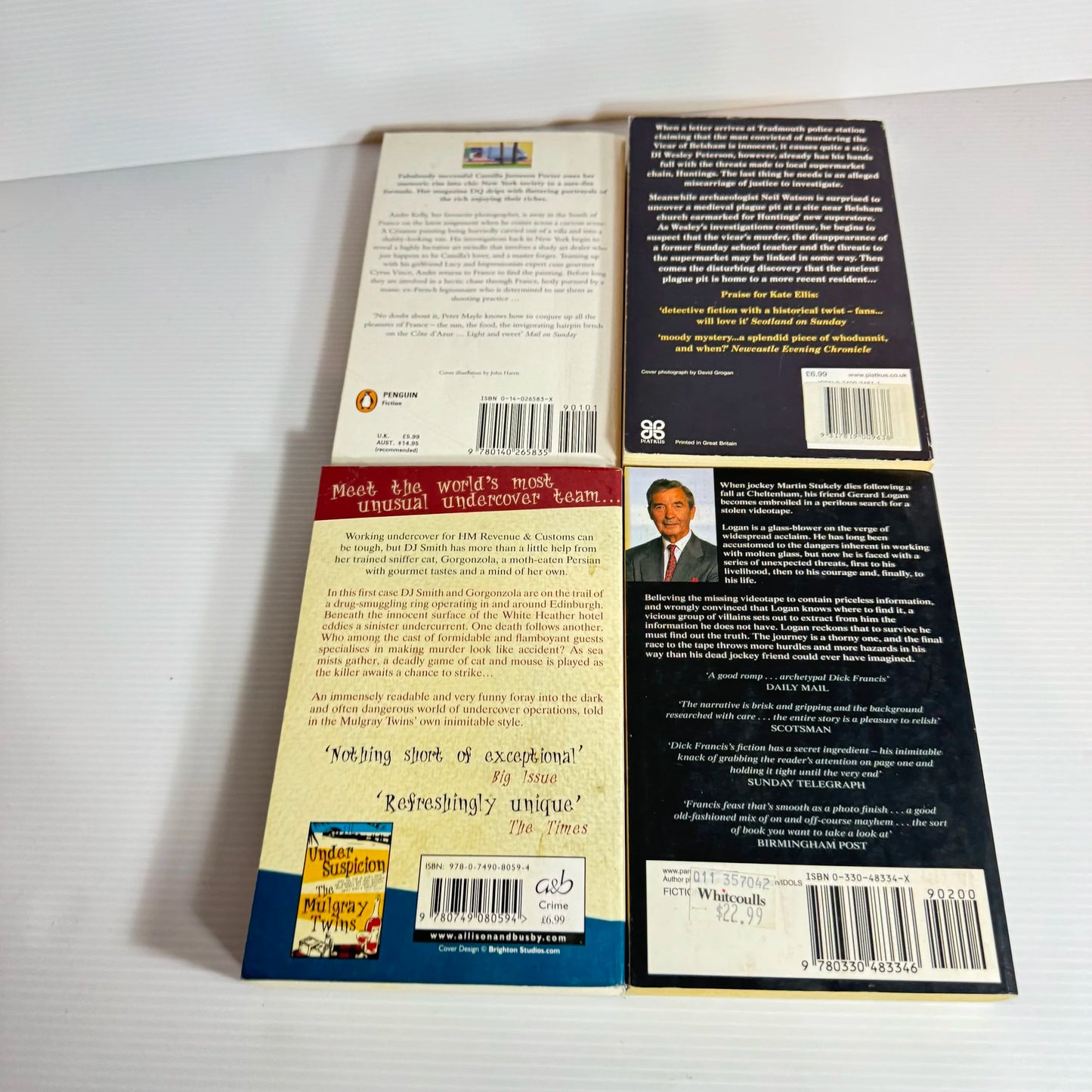 Mystery/Crime Book Bundle x 4 Books : Various Authors (2066)