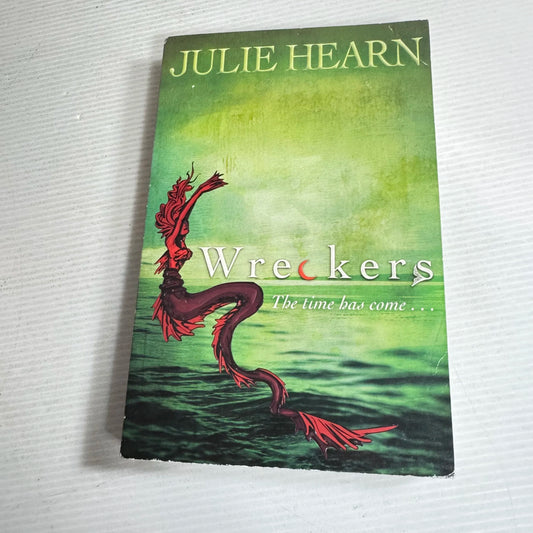 Wreckers - Julie Hearn