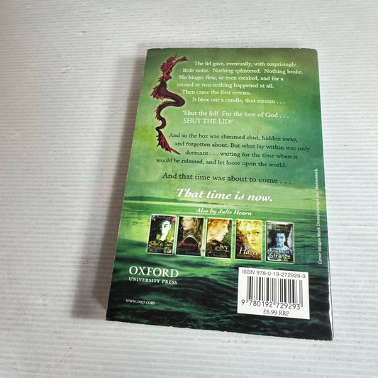 Wreckers - Julie Hearn