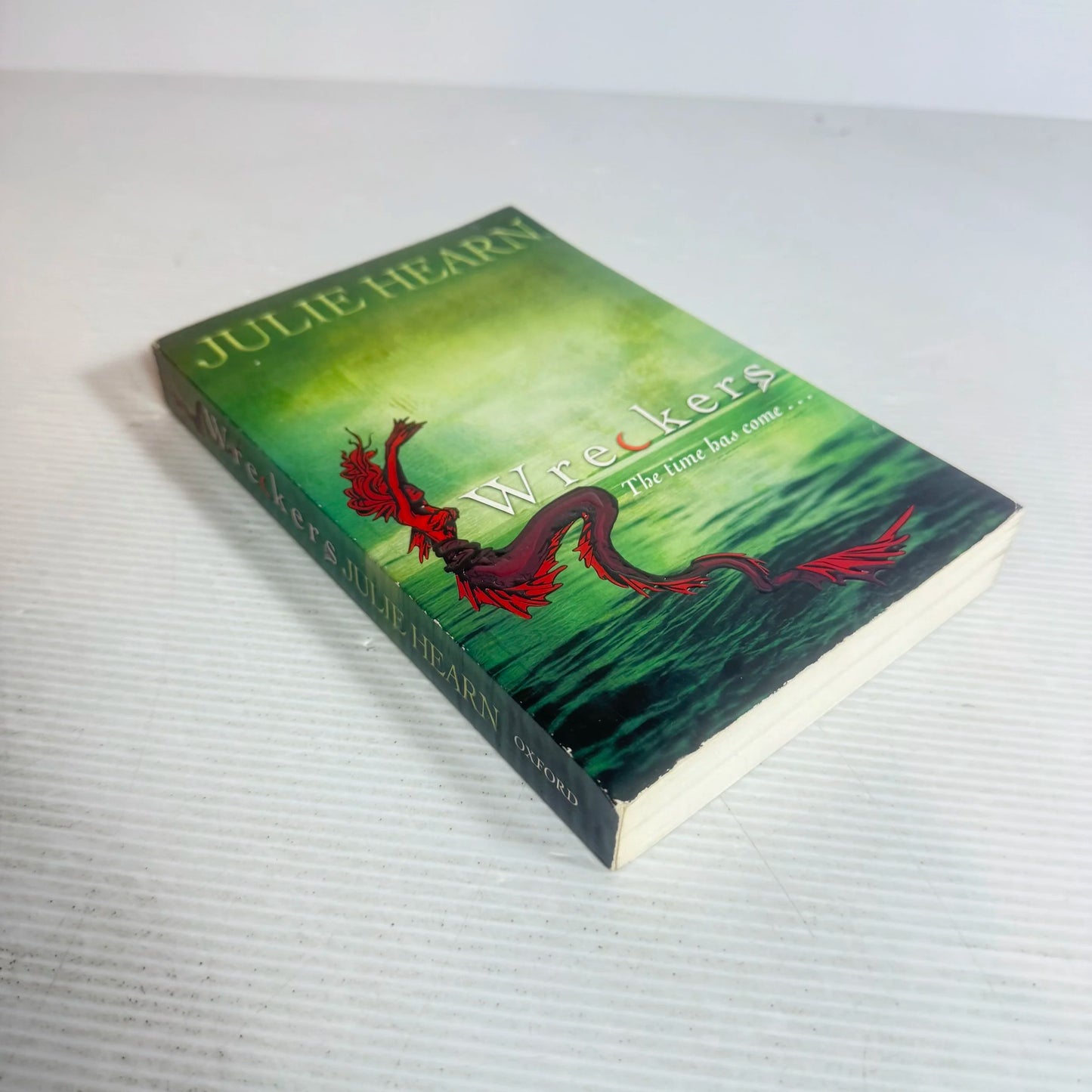 Wreckers - Julie Hearn