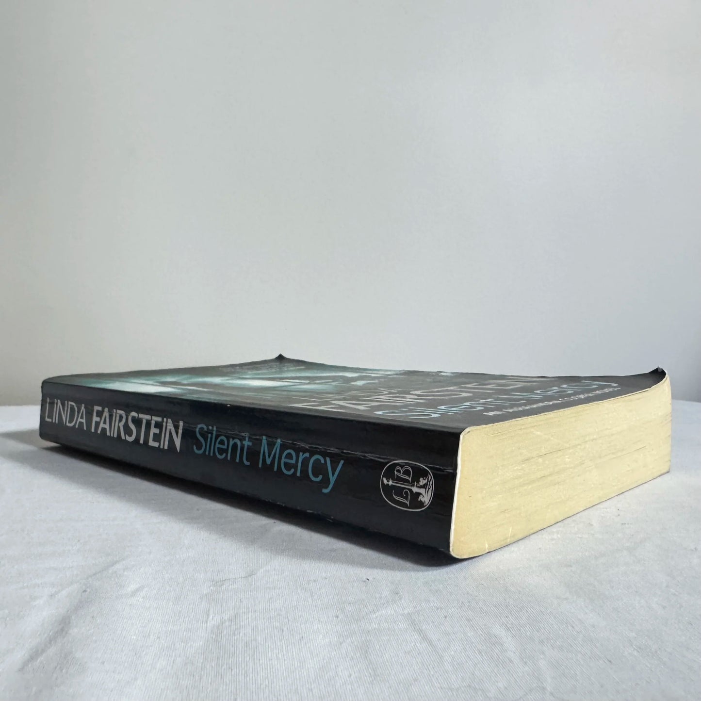 Silent Mercy - Linda Fairstein