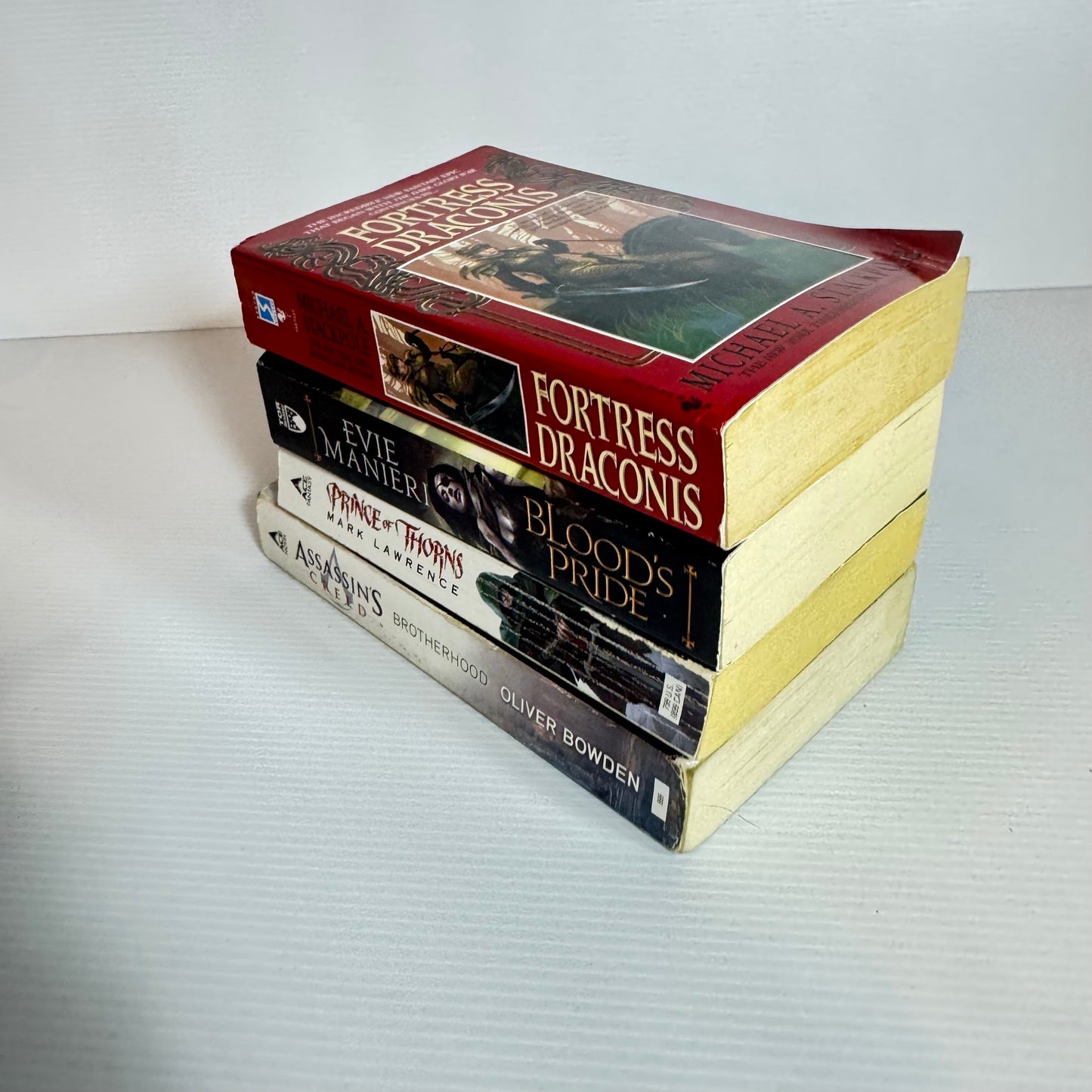 Historical Fantasy Book Bundle x 4 Books : Various Authors (2077)