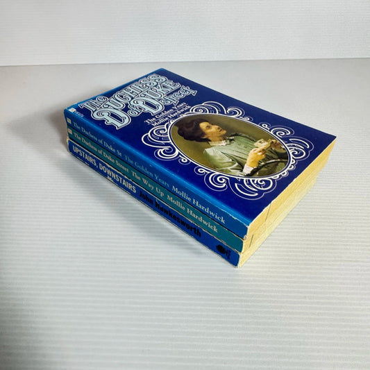 Historical Romance Book Bundle x 3 Books : Various Authors (Vintage 1973 &1976) (2103)