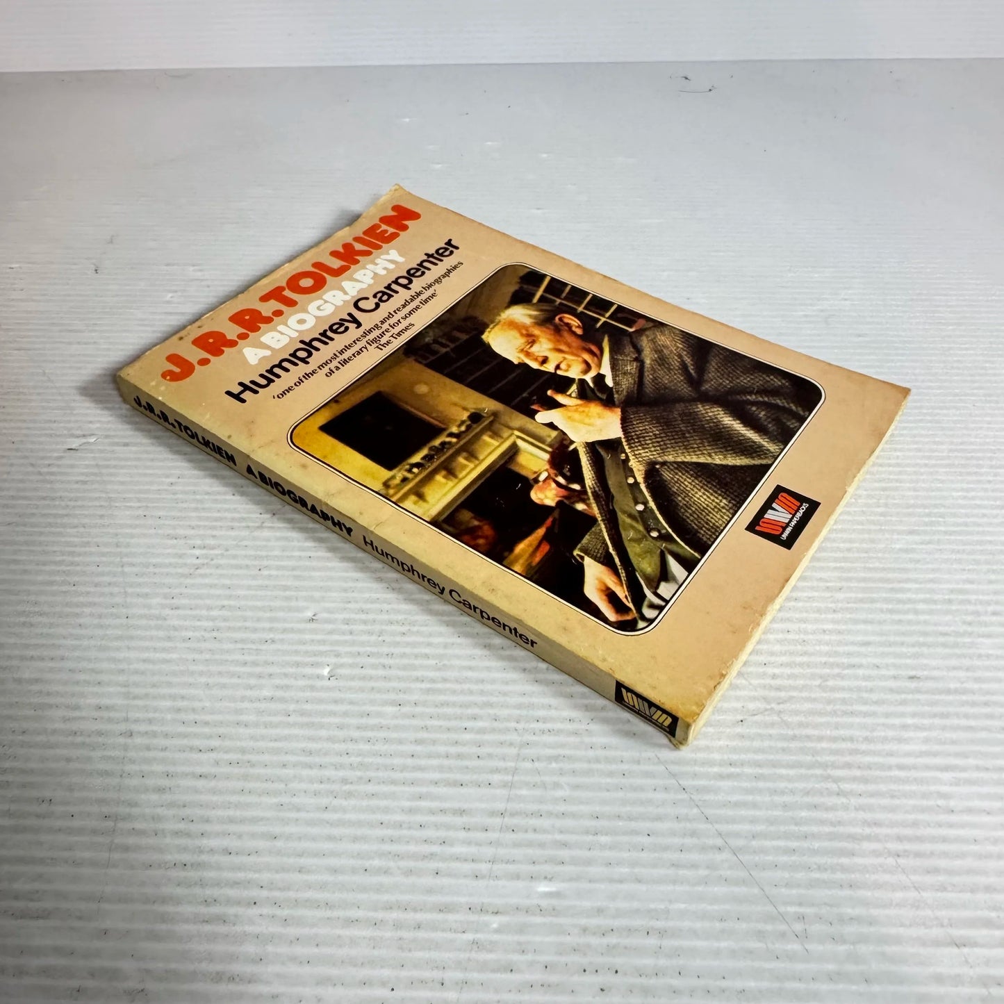 J.R.R. Tolkien : A Biography - Humphrey Carpenter (Vintage 1978)
