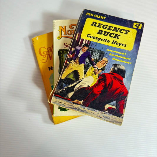 Historical Romance Book Bundle x 3 Books : Various Authors (Vintage 1960-1975) (557)