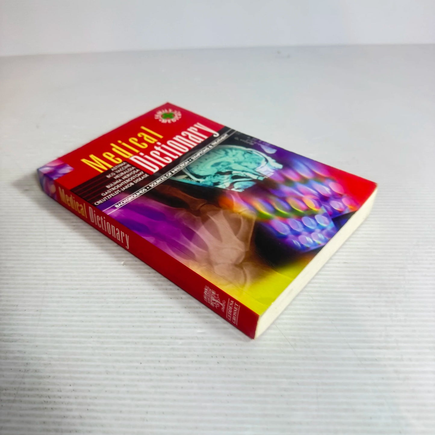 Medical Dictionary : Background, Sources of Infection, Symptoms & Treatment - Family Medical