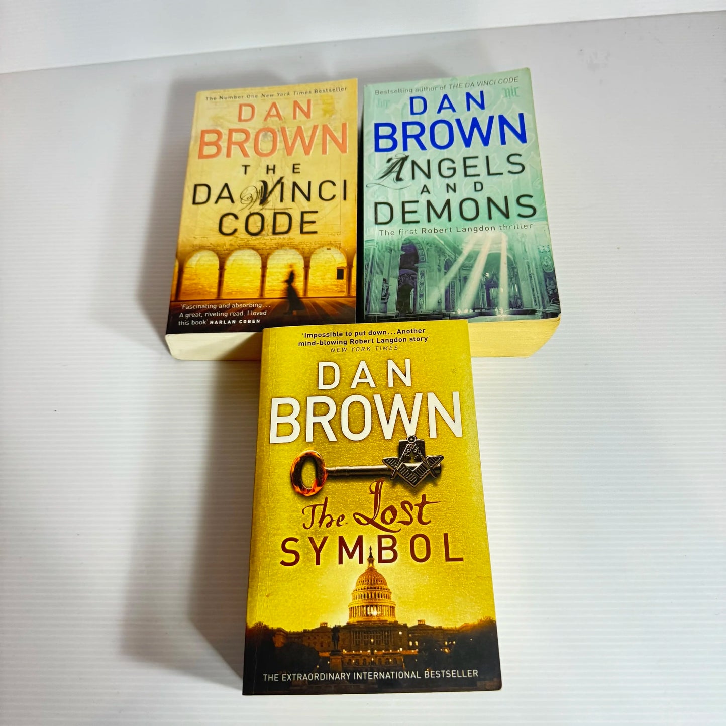 Dan Brown Book Bundle x 3 Books : Angles and Demons, The Da Vinci Code, & The Lost Symbol (122)