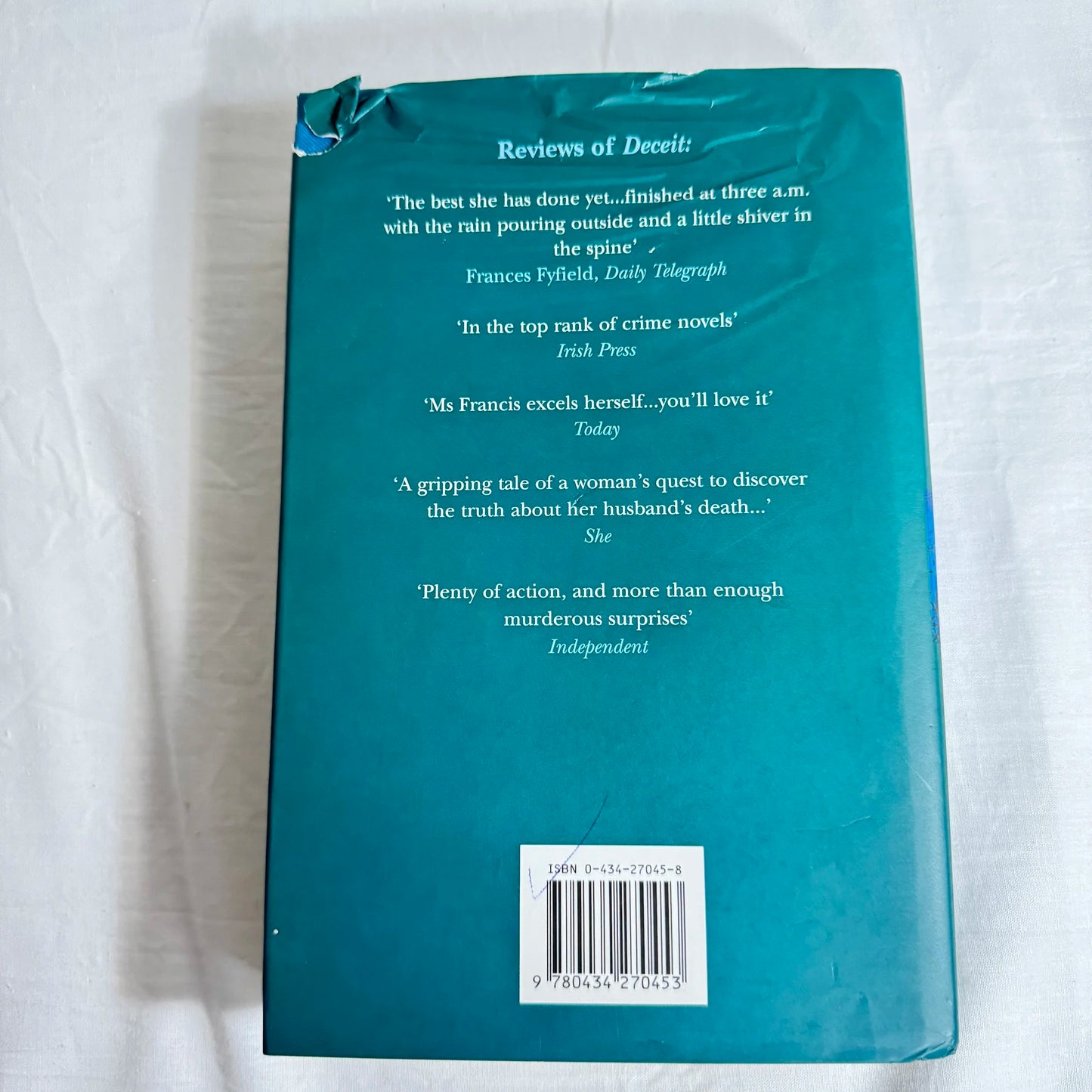 Betrayal - Clare Francis