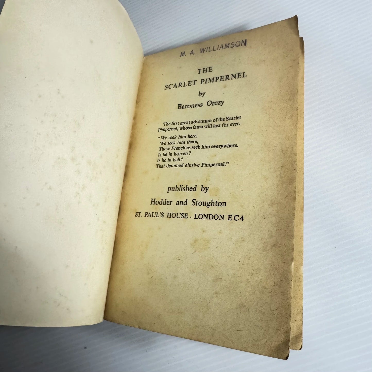 The Scarlet Pimpernel - Baroness Orczy (Vintage 1951)