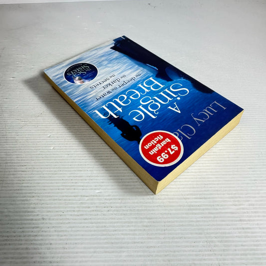 A Single Breath - Lucy Clarke