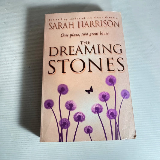 The Dreaming Stones - Sarah Harrison