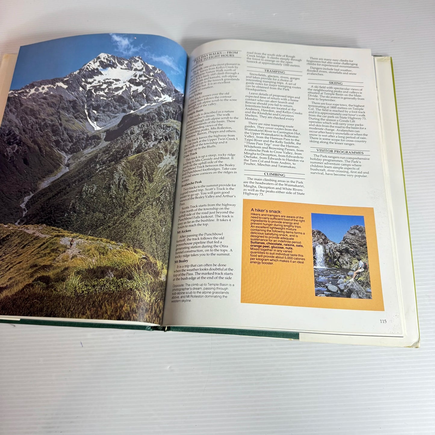 AA Book of New Zealand National Parks