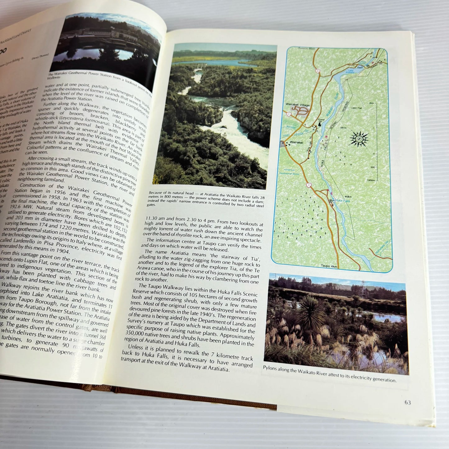 AA Book Of New Zealand Walks