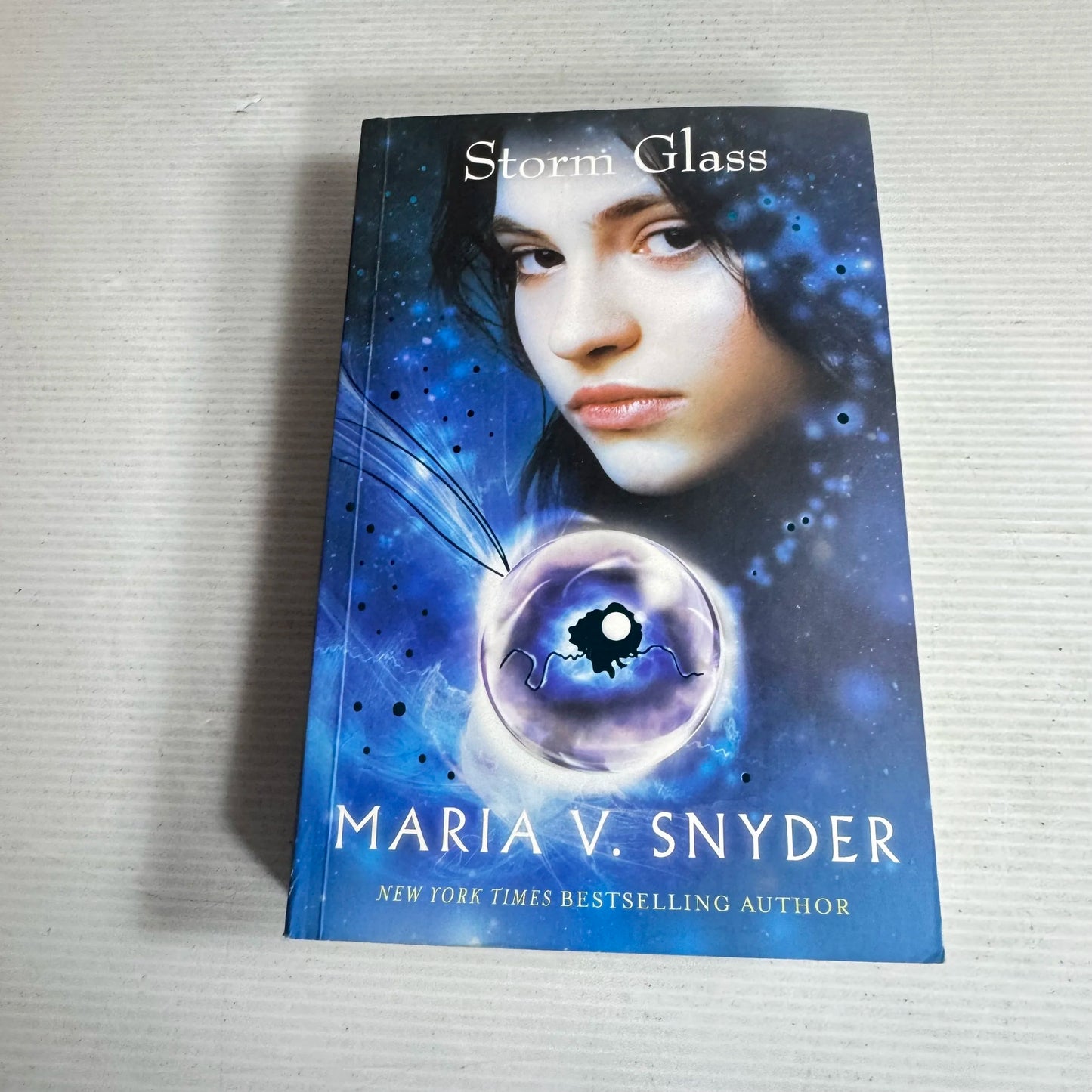 Storm Glass - Maria V. Snyder
