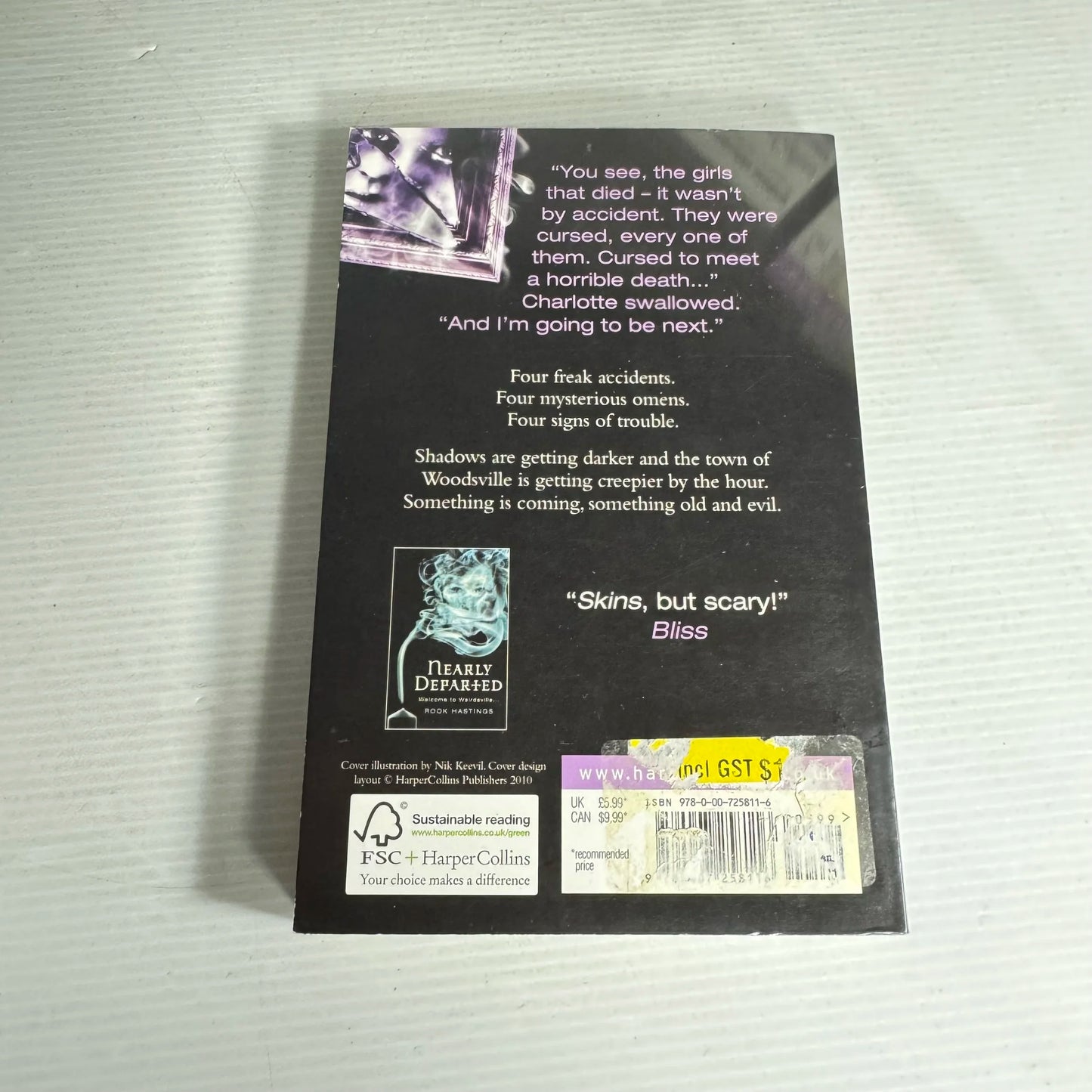 Immortal Remains : Scratch the Surface the Paranormal Lies Just Beneath - Rook Hastings
