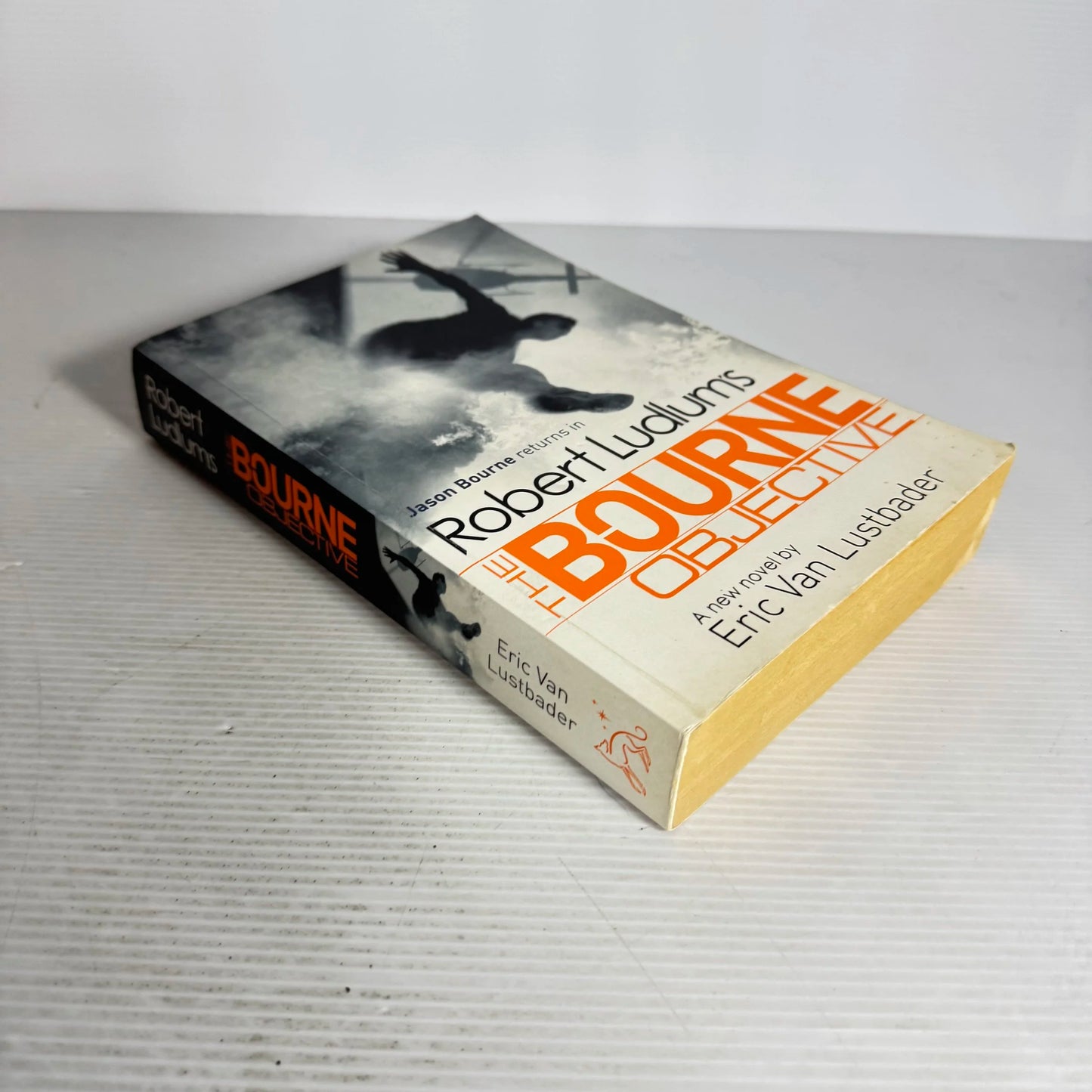 The Bourne Objective - Eric Van Lustader