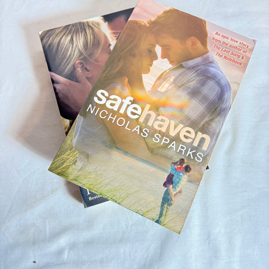 Nicholas Sparks Romance Book Bundle x 2 - Safe Haven & The Lucky One