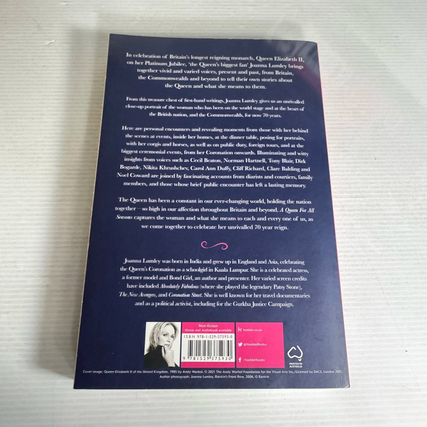 A Queen for All Seasons : A Celebration of Queen Elizabeth II on her Platinum Jubilee - Joanna Lumley