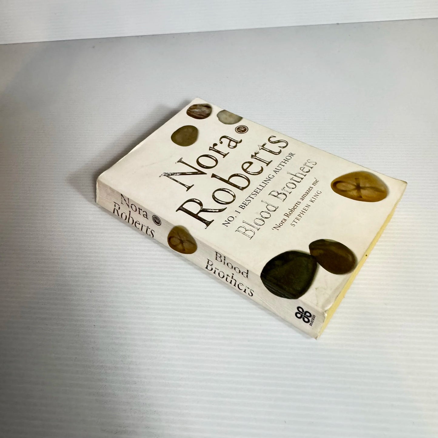 Blood Brothers - Nora Roberts