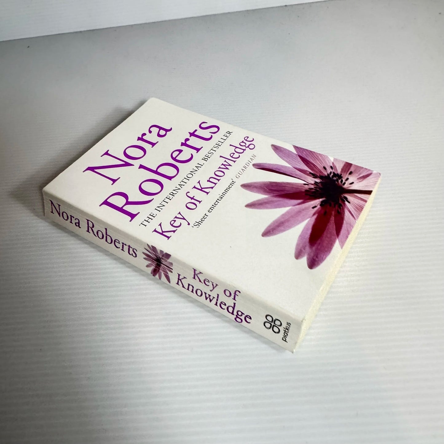 Key Of Knowledge - Nora Roberts