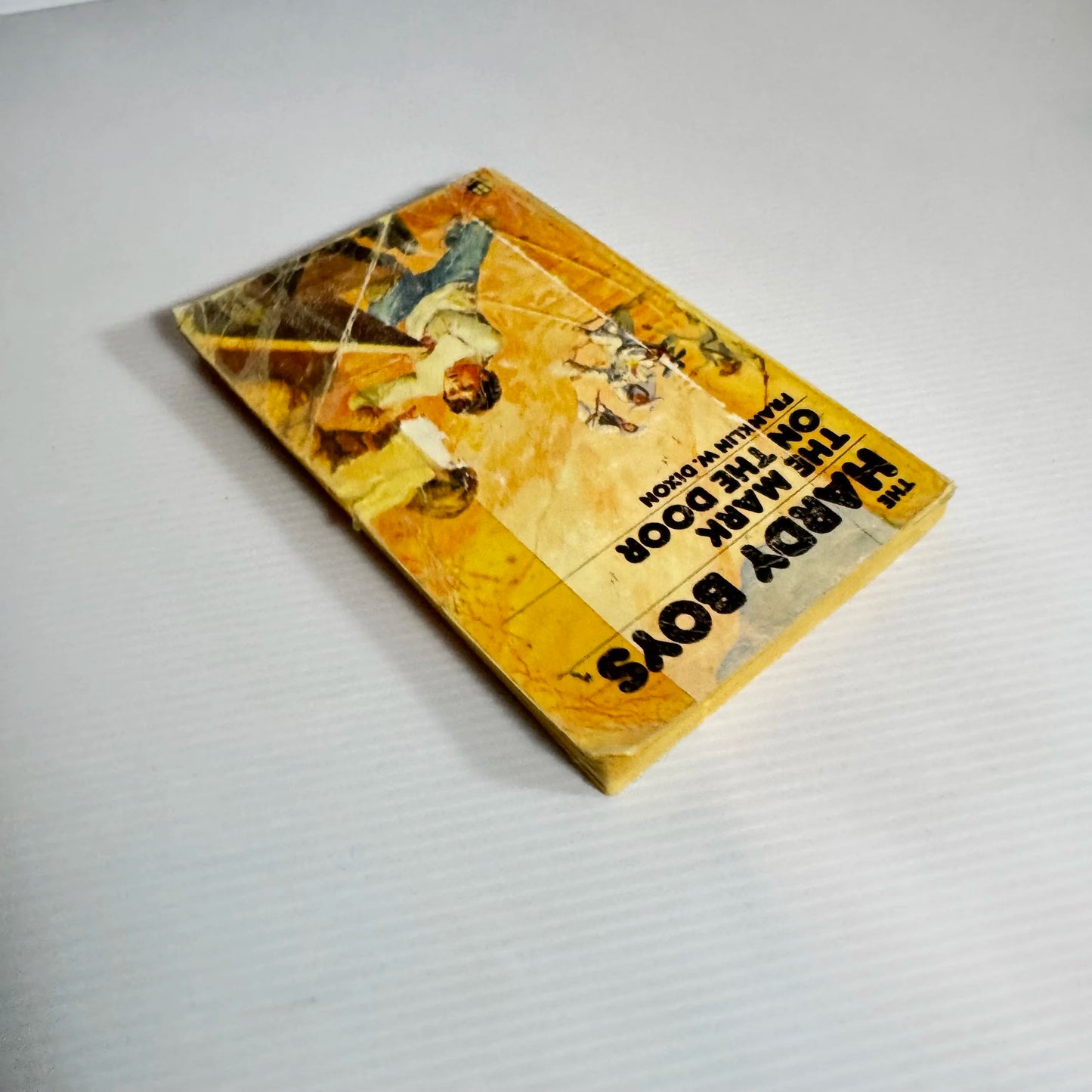 The Hardy Boys: The Mark On The Door - Franklin W. Dixon (Vintage 1977)