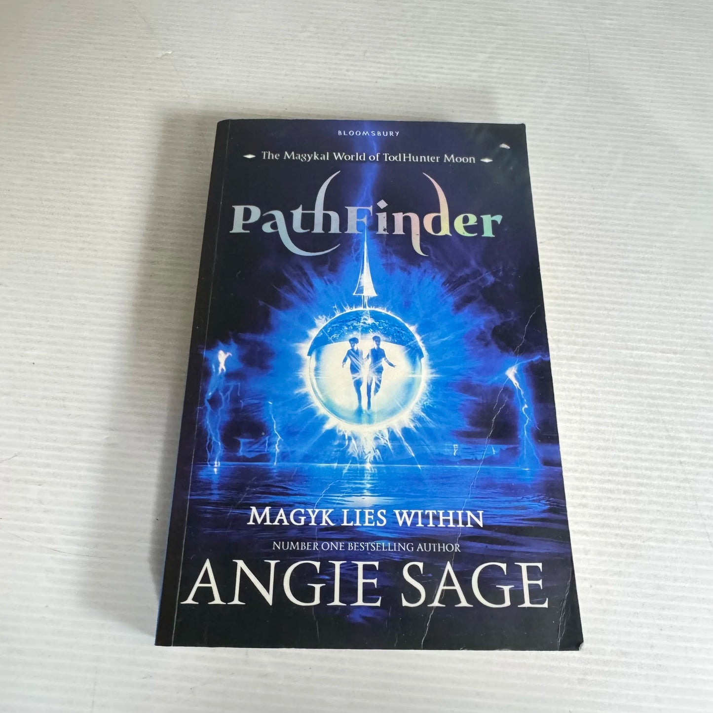 Pathfinder - Angie Sage