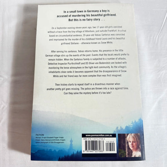 Snow White Must Die - Nele Neuhaus