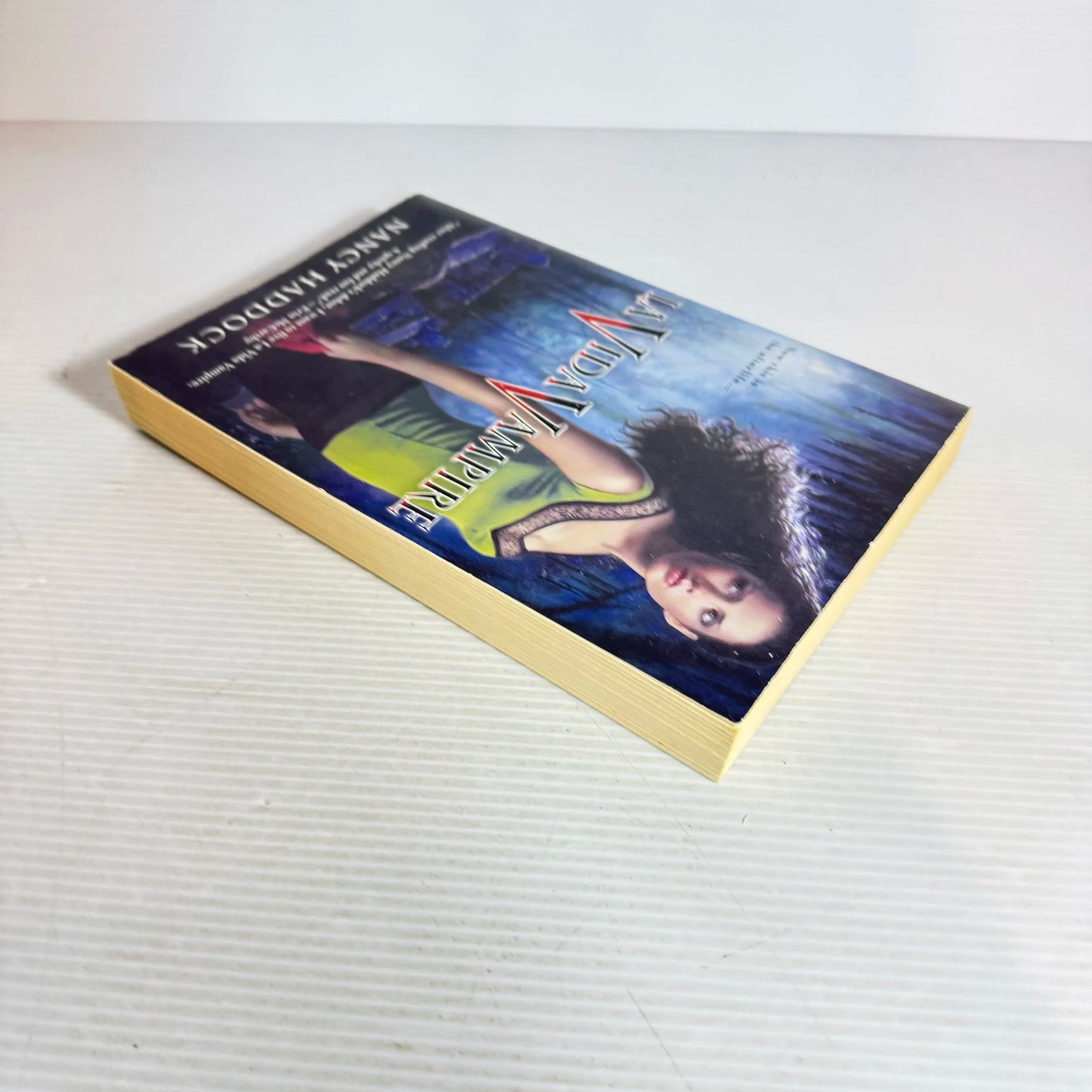 La Vida Vampire - Nancy Haddock