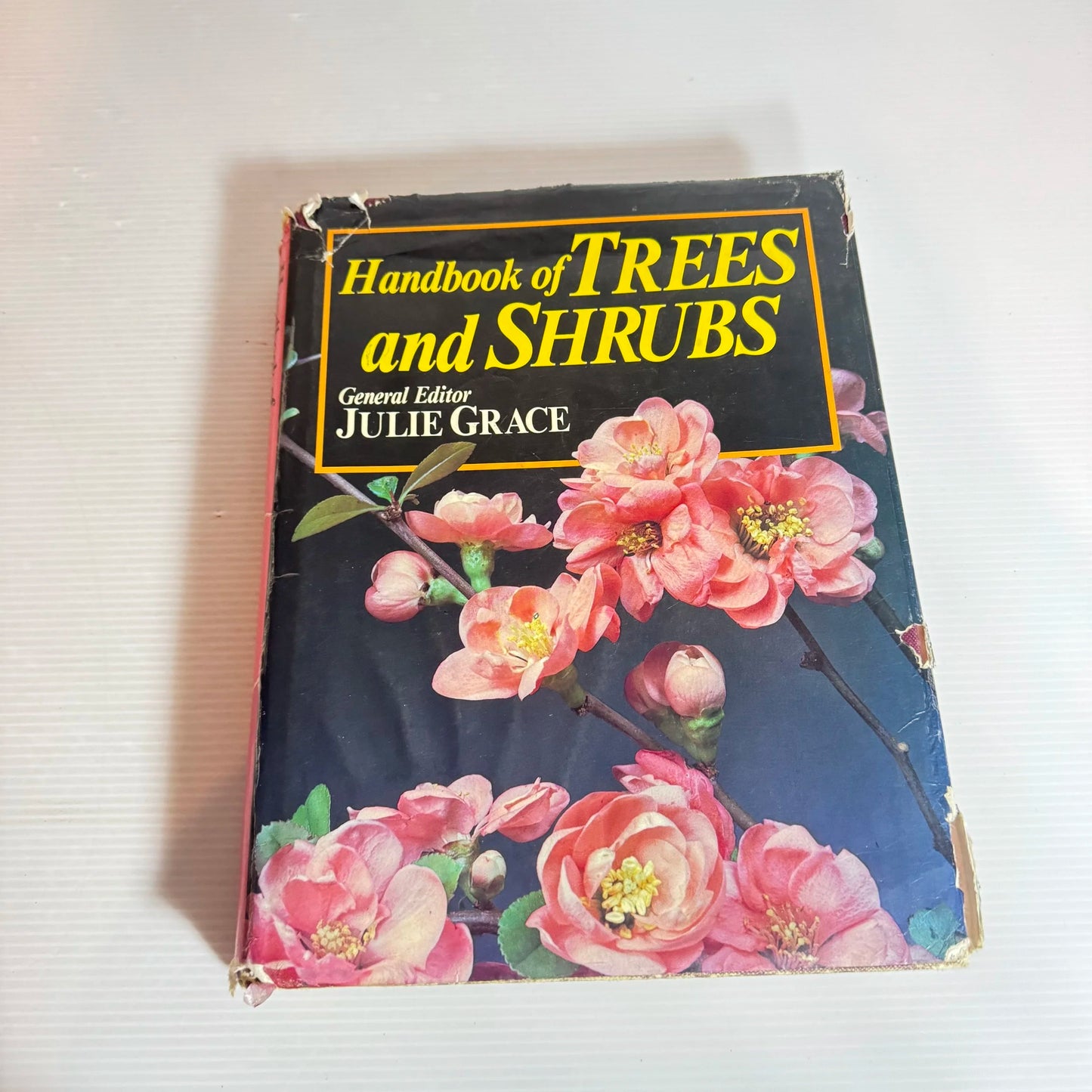 Handbook of Trees and Shrubs - Julie Grace (Vintage 1984)