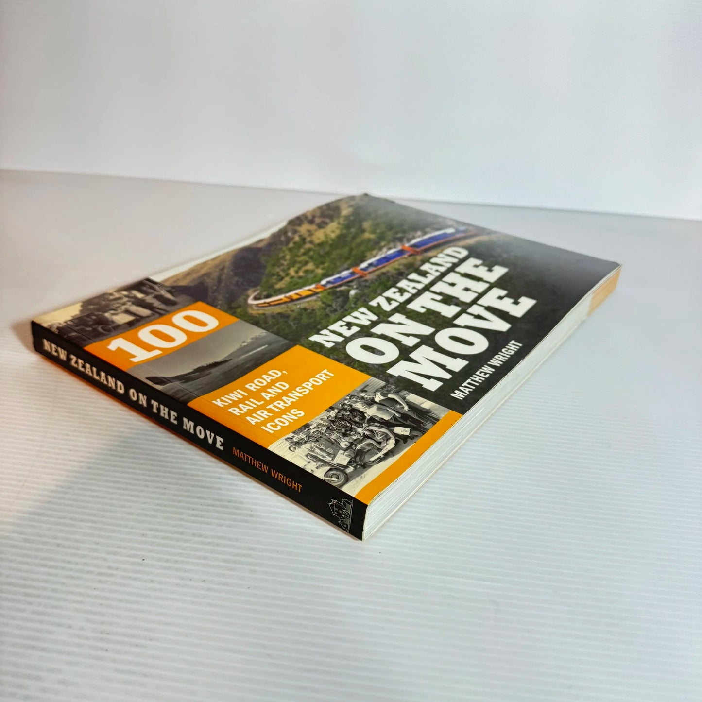 New Zealand on the Move : Kiwi Road, Rail and Air Transport Icons - Matthew Wright