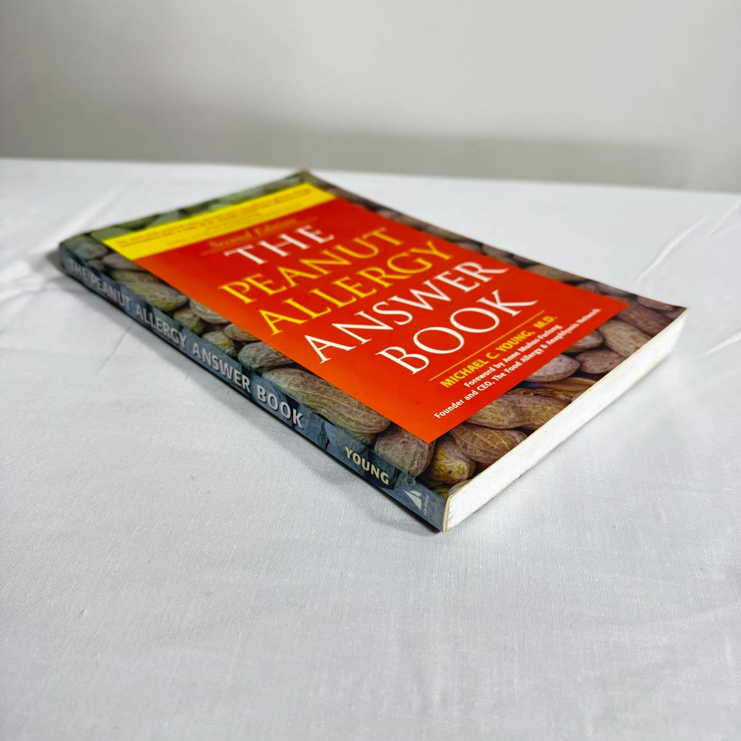 The Peanut Allergy Answer Book - Michael Young M.D.