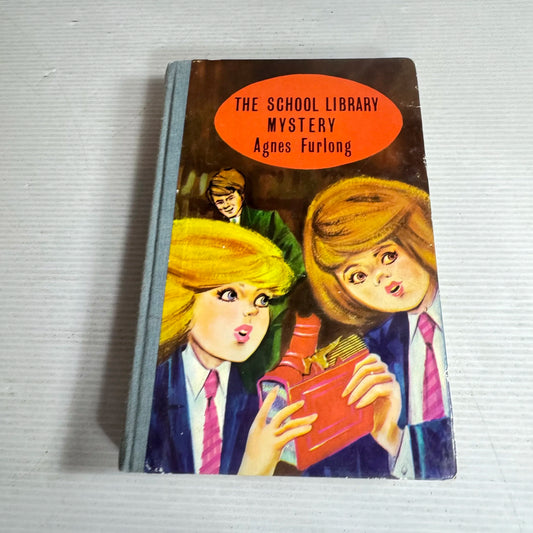 The School Library Mystery - Agnes Furlong (Vintage 1960s)