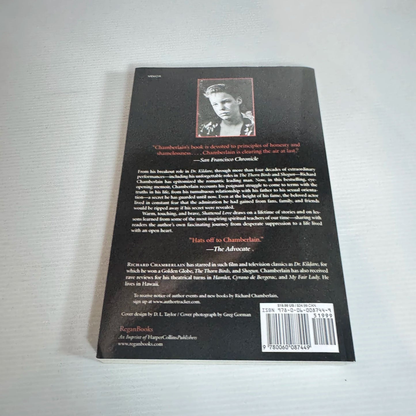 Shattered Love : A Memoir - Richard Chamberlain