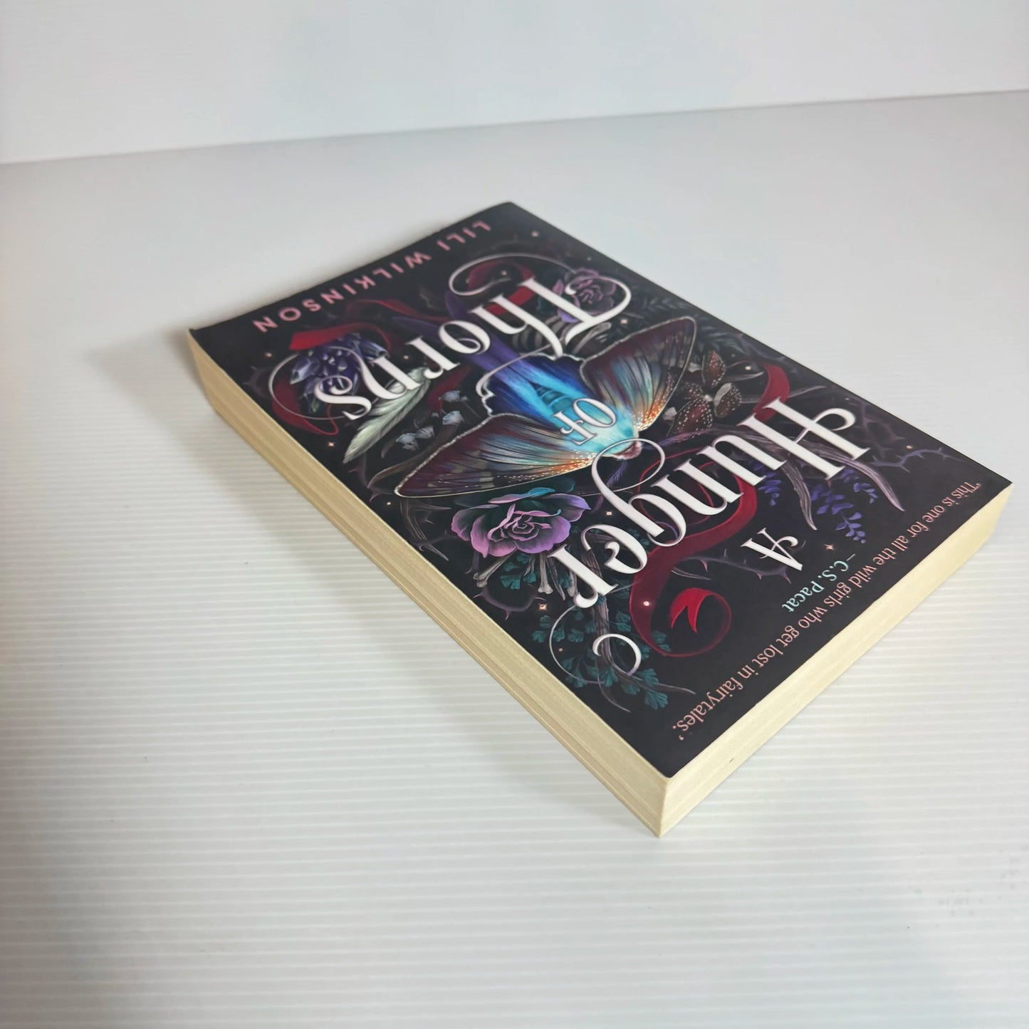 A Hunger of Thorns - Lili Wilkinson