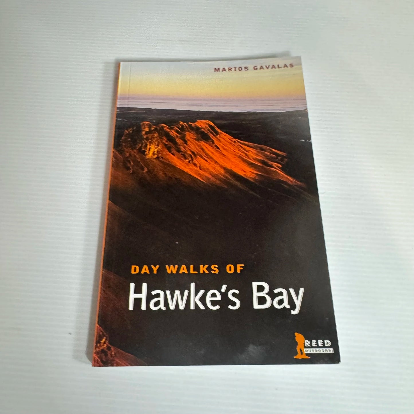 Day Walks Of Hawke's Bay - Marios Gavalas