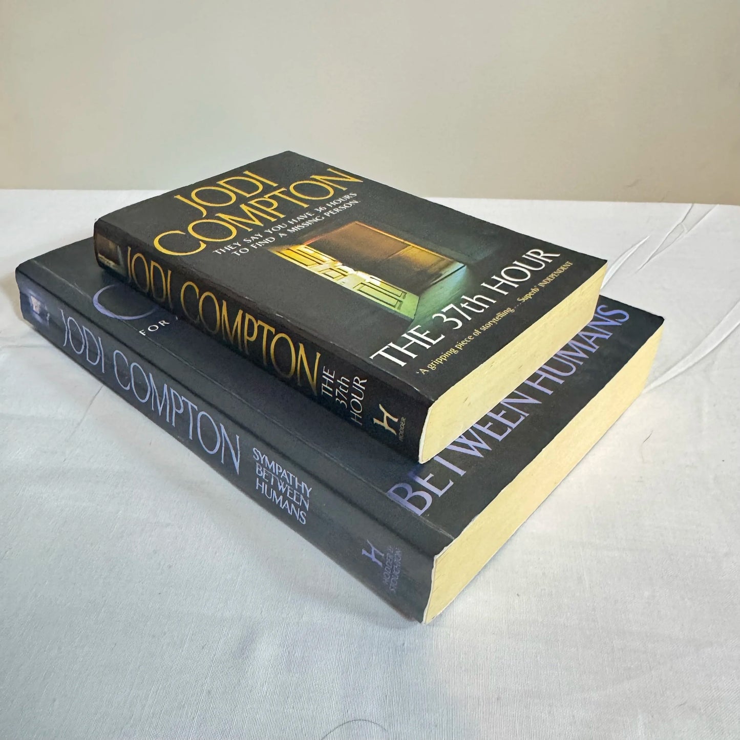 The 37th Hour & Sympathy Between Humans - Jodi Compton Book Bundle x2