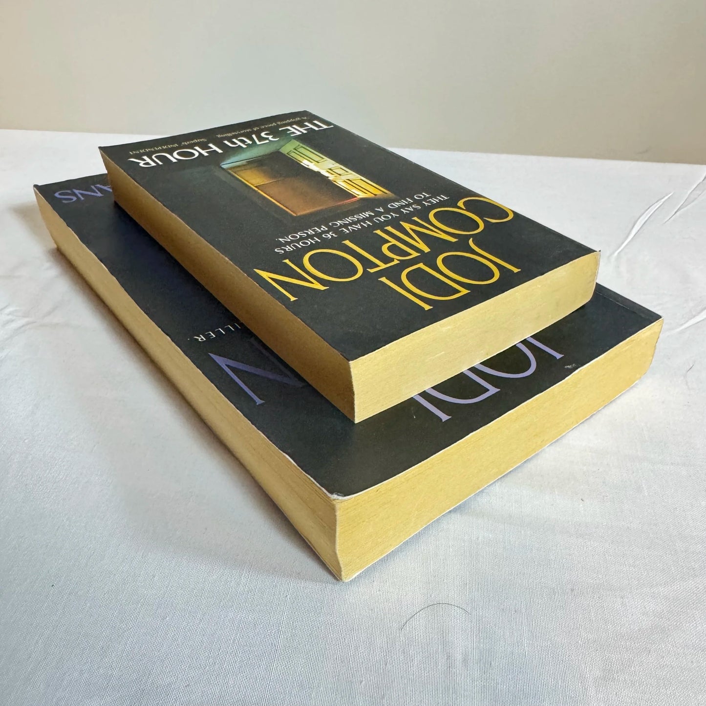 The 37th Hour & Sympathy Between Humans - Jodi Compton Book Bundle x2
