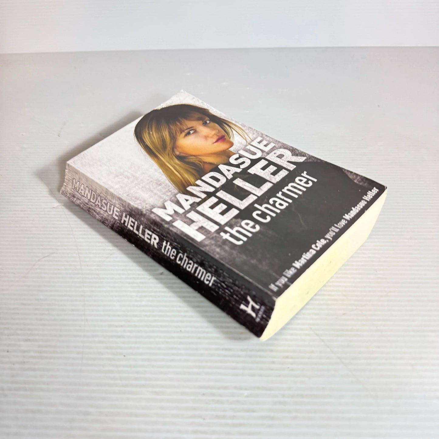 The Charmer - Mandasue Heller