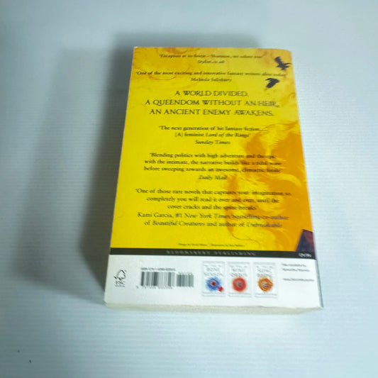 The Priory Of The Orange Tree - Samantha Shannon